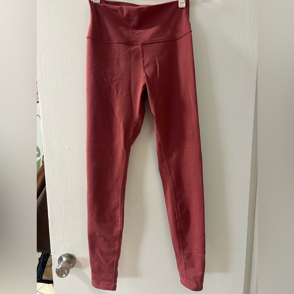 Alo Leggings